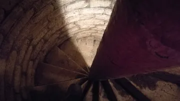A stone spiral of stairs